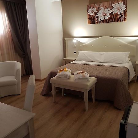 Bed and Breakfast San Pietro à Mileto Extérieur photo