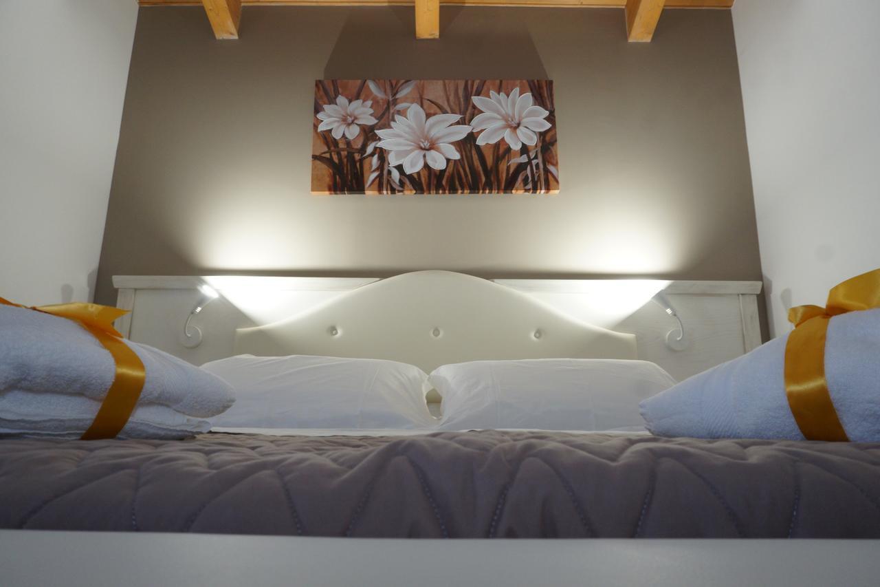 Bed and Breakfast San Pietro à Mileto Extérieur photo