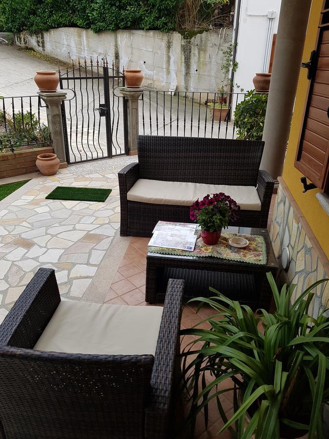 Bed and Breakfast San Pietro à Mileto Extérieur photo
